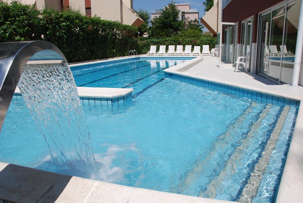 Noha Suite Hotel Riccione Zewnętrze zdjęcie